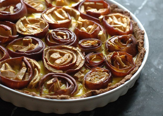 rosette-apple-pie-with-oat-