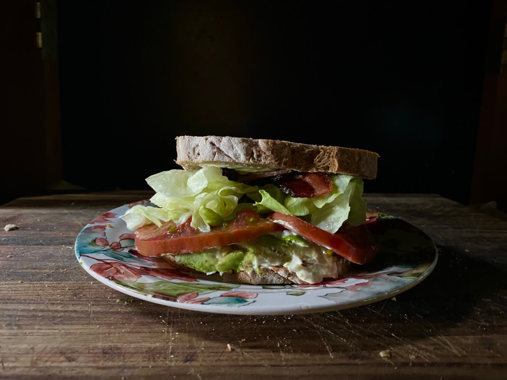 bacon lettuce and tomato salad