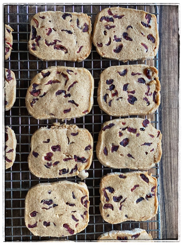 Easy Cranberry Shortbread